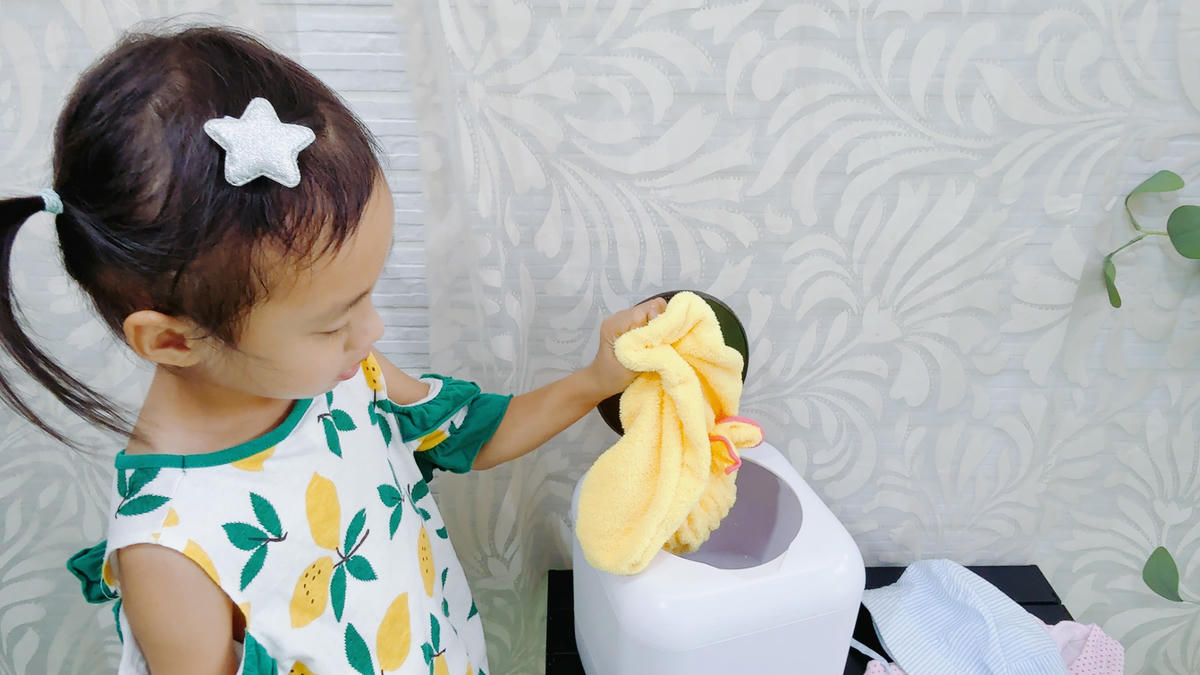 Kolin 歌林無線迷你洗衣機 KBW-MN01U 開箱實測|專為貼身與小件衣物打造的居家神器,寶寶衣物、口水巾輕鬆分洗不混污!媽媽的潔淨小幫手 - 第14張圖