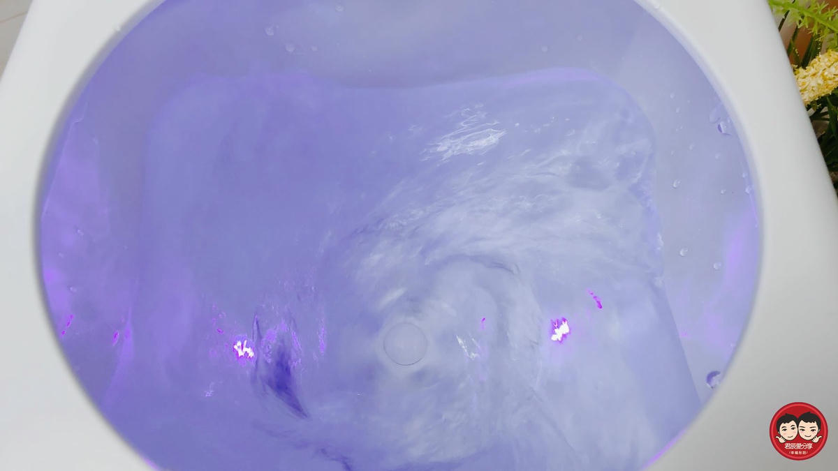 Kolin 歌林無線迷你洗衣機 KBW-MN01U 開箱實測|專為貼身與小件衣物打造的居家神器,寶寶衣物、口水巾輕鬆分洗不混污!媽媽的潔淨小幫手 - 第12張圖