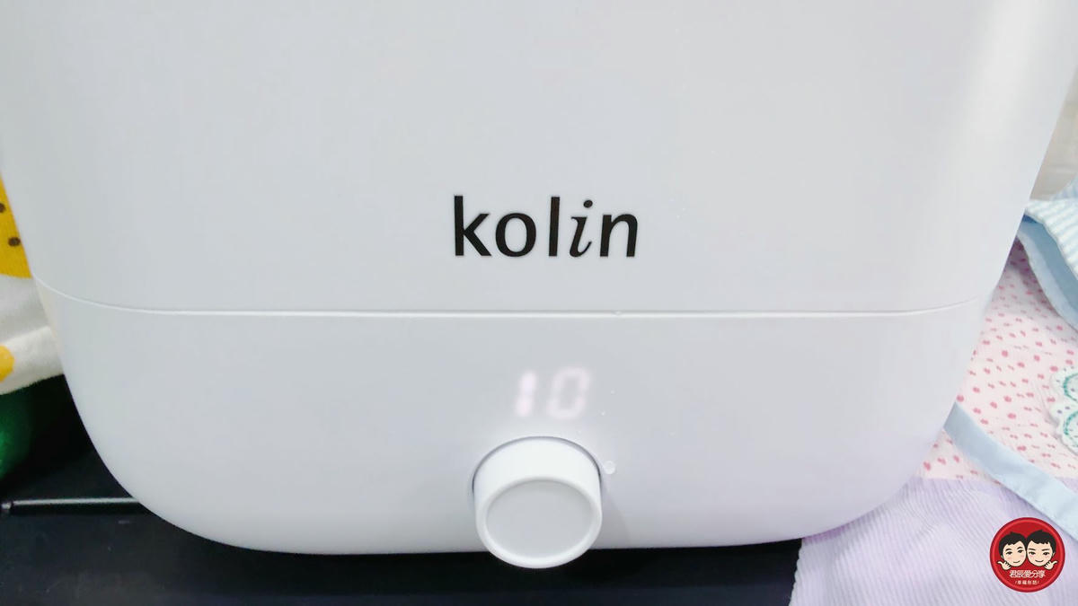 Kolin 歌林無線迷你洗衣機 KBW-MN01U 開箱實測|專為貼身與小件衣物打造的居家神器,寶寶衣物、口水巾輕鬆分洗不混污!媽媽的潔淨小幫手 - 第16張圖