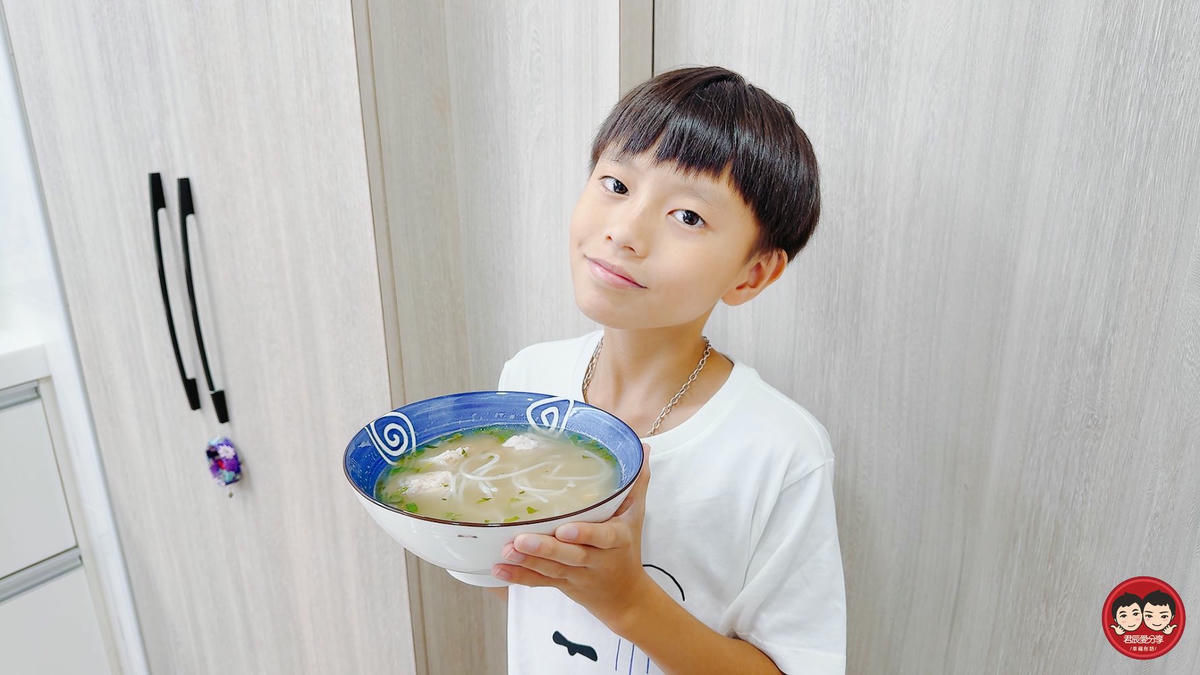 i3Fresh 愛上新鮮 豪氣食堂台式芋頭炊粉湯|吳秉承師傅監製,鬆綿芋香 × 濃郁湯頭,暖心古早味再現!冷凍即食湯品推薦 - 第2張圖