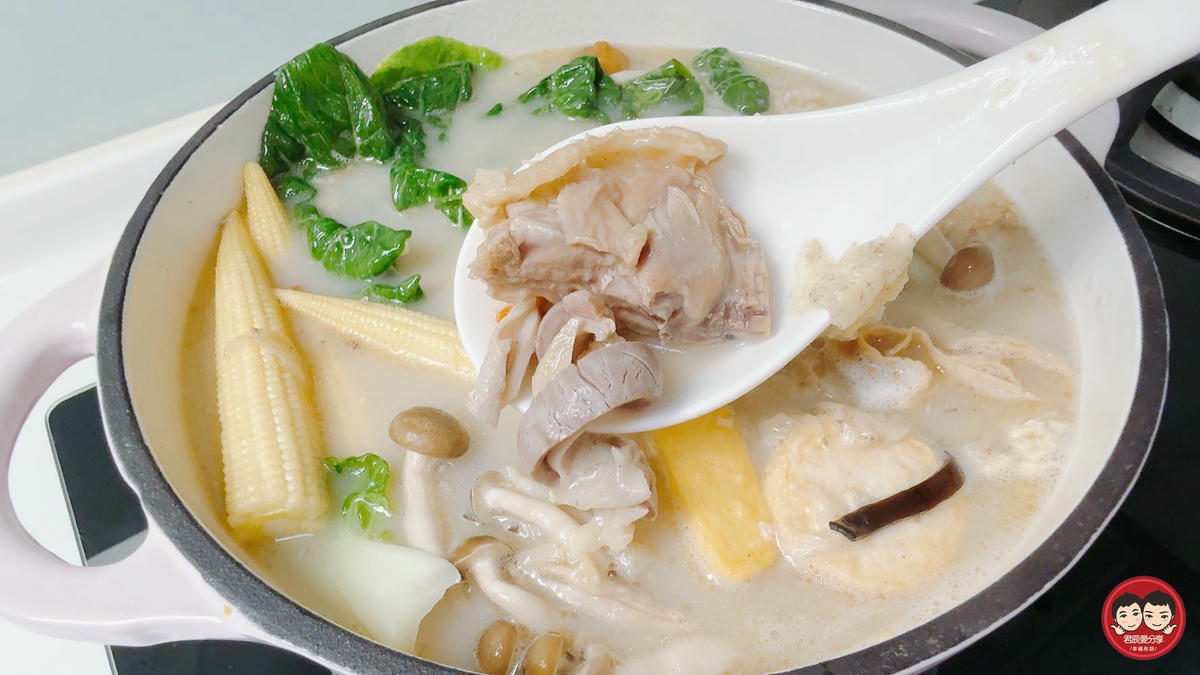 i3Fresh 愛上新鮮｜胡椒豬肚雞雙寶｜名廚聖凱師監製，雞肉鮮嫩、豬肚彈牙，濃郁湯頭喝得到層次香氣，每一口都暖心又暖胃～