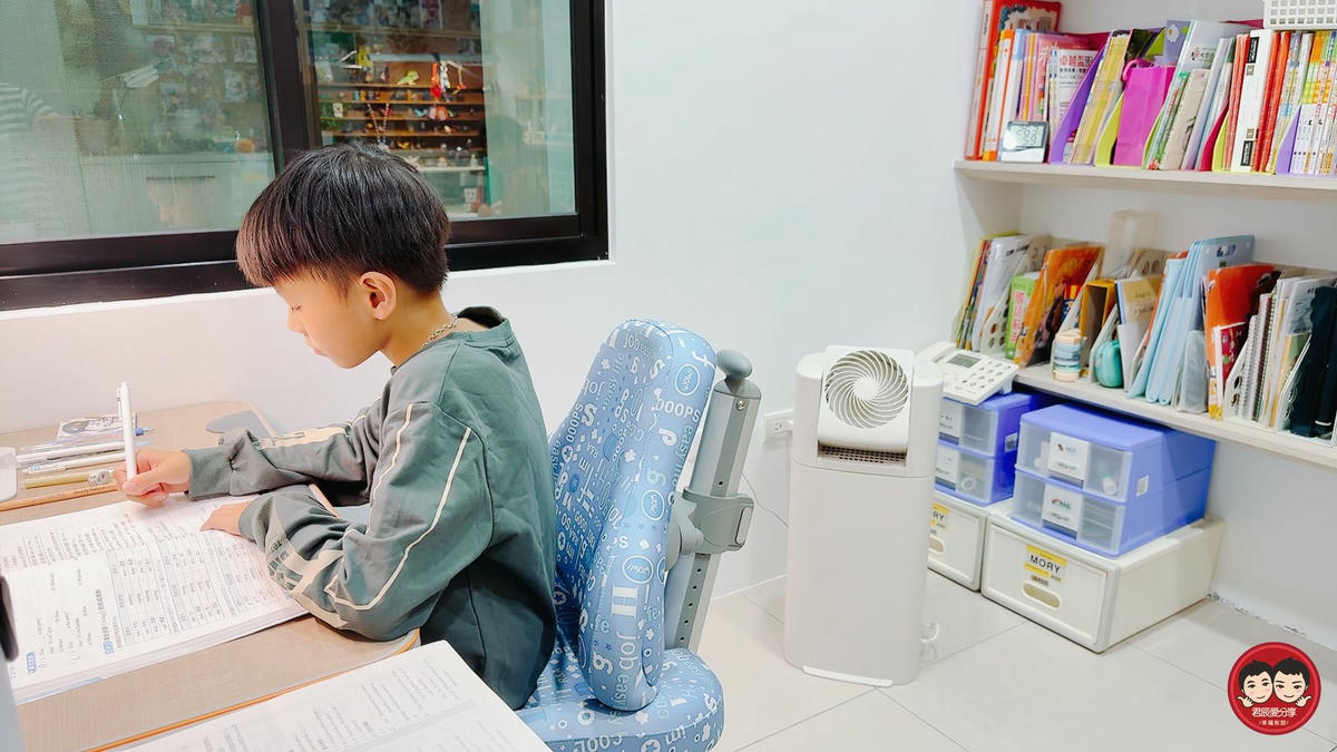 日本 IRIS DDC-60 乾燥循環除濕機|小巧卻強大!5.8L/day 高效除溼 × 超快速乾衣,雨天也能輕鬆抗潮不怕曬不乾! - 第2張圖 日本 IRIS DDC-60 乾燥循環除濕機|小巧卻強大!5.8L/day 高效除溼 × 超快速乾衣,雨天也能輕鬆抗潮不怕曬不乾!