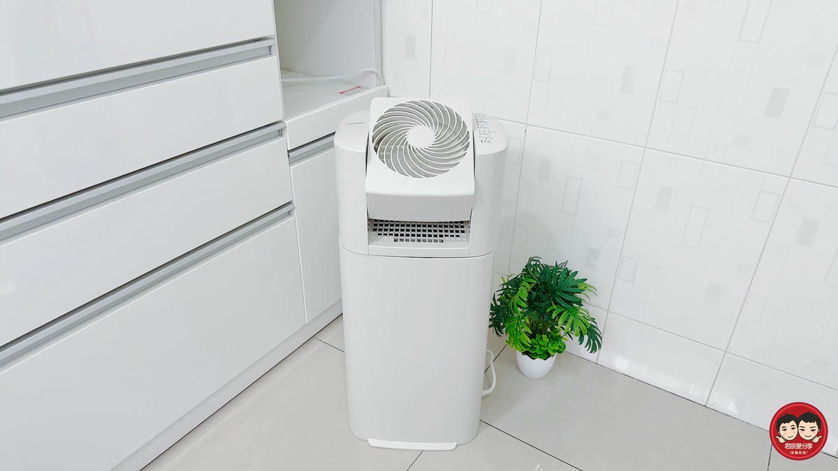 日本 IRIS DDC-60 乾燥循環除濕機|小巧卻強大!5.8L/day 高效除溼 × 超快速乾衣,雨天也能輕鬆抗潮不怕曬不乾! - 第18張圖 日本 IRIS DDC-60 乾燥循環除濕機|小巧卻強大!5.8L/day 高效除溼 × 超快速乾衣,雨天也能輕鬆抗潮不怕曬不乾!