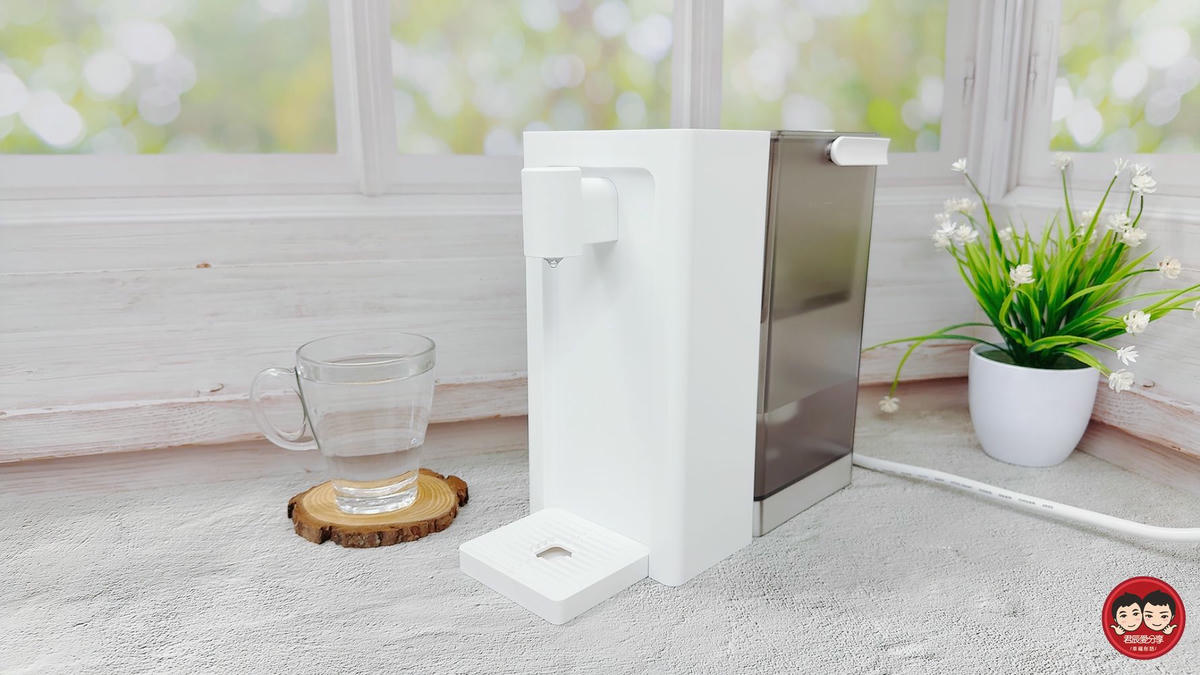 Kolin 歌林 超濾瞬熱開飲機 KWF-MN03LC｜5 段溫控・3 段出水量，生水可過濾、瞬間出水不等待！