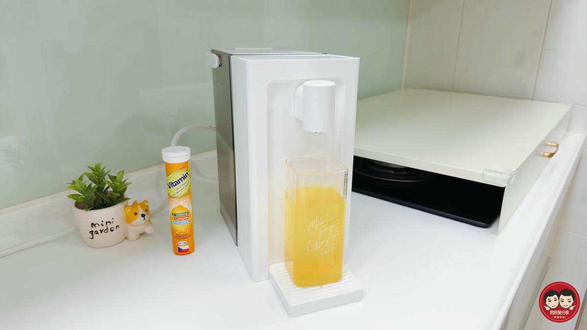 Kolin 歌林 超濾瞬熱開飲機 KWF-MN03LC｜5 段溫控・3 段出水量，生水可過濾、瞬間出水不等待！