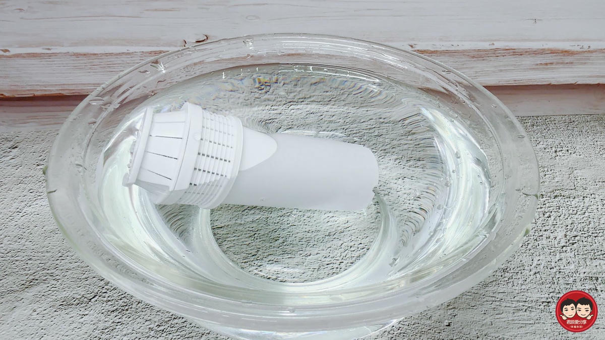 Kolin 歌林 超濾瞬熱開飲機 KWF-MN03LC｜5 段溫控・3 段出水量，生水可過濾、瞬間出水不等待！