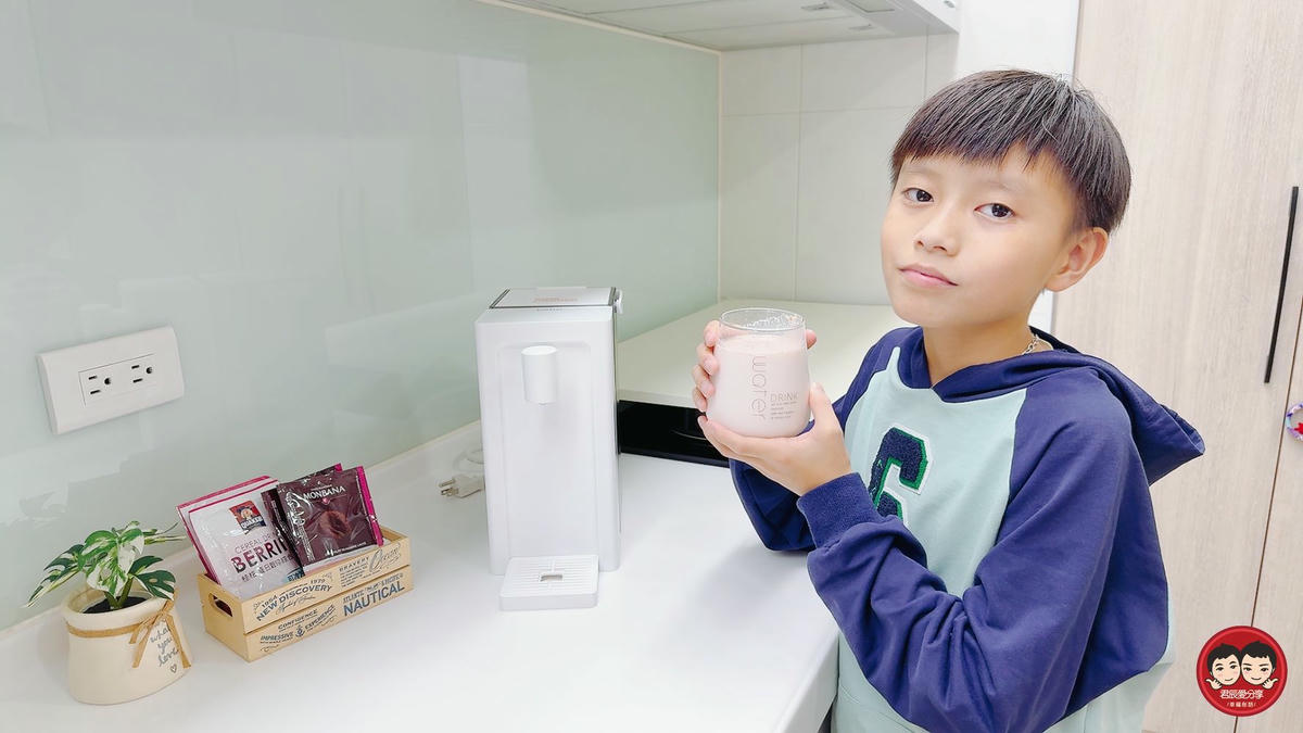 Kolin 歌林 超濾瞬熱開飲機 KWF-MN03LC｜5 段溫控・3 段出水量，生水可過濾、瞬間出水不等待！