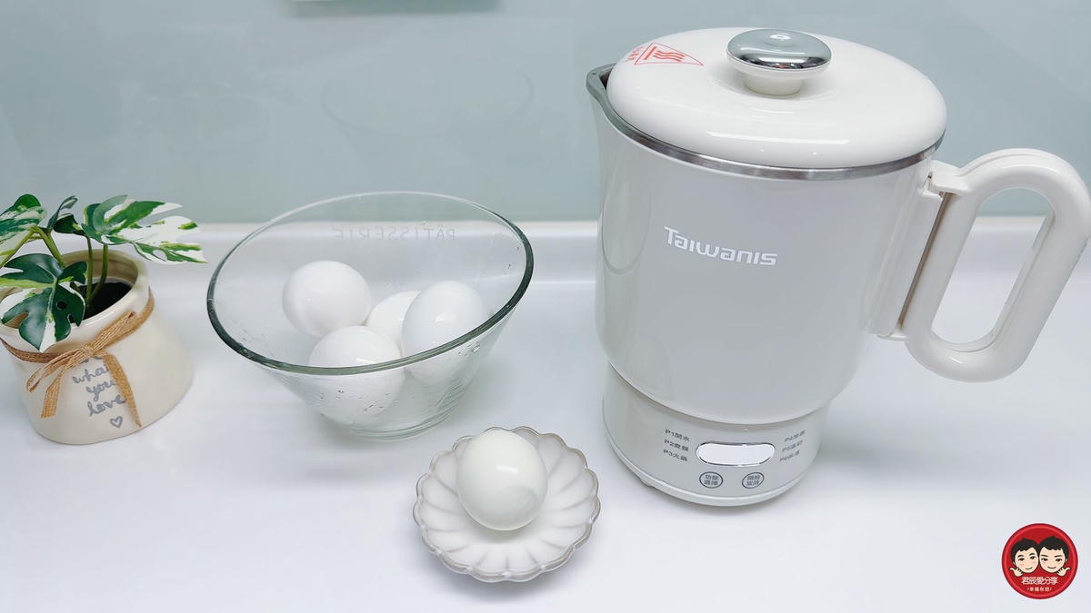 Taiwanis 微電腦寬電壓折疊鍋 TPK-12K5｜全球通用免切換，泡麵・煮湯・燒水一鍋搞定，租屋旅行都適合