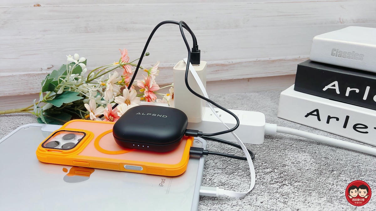 Unipapa 有序收線快充頭 67W 開箱｜自帶伸縮線，一拉即充不纏線，筆電手機一顆搞定！