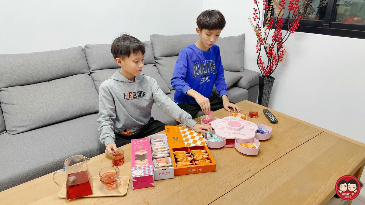 凱樂烘焙平價伴手禮推薦｜牛軋糖＋牛軋餅＋鳳梨酥，韓國觀光客最愛的年節禮盒