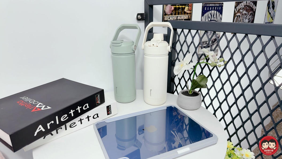 mo select 真空保溫隨行杯好用嗎?冷飲吸管、熱飲掀蓋一次擁有|大容量環保杯推薦|一杯兩用超方便! - 第49張圖 mo select 真空保溫隨行杯好用嗎?冷飲吸管、熱飲掀蓋一次擁有|大容量環保杯推薦|一杯兩用超方便!