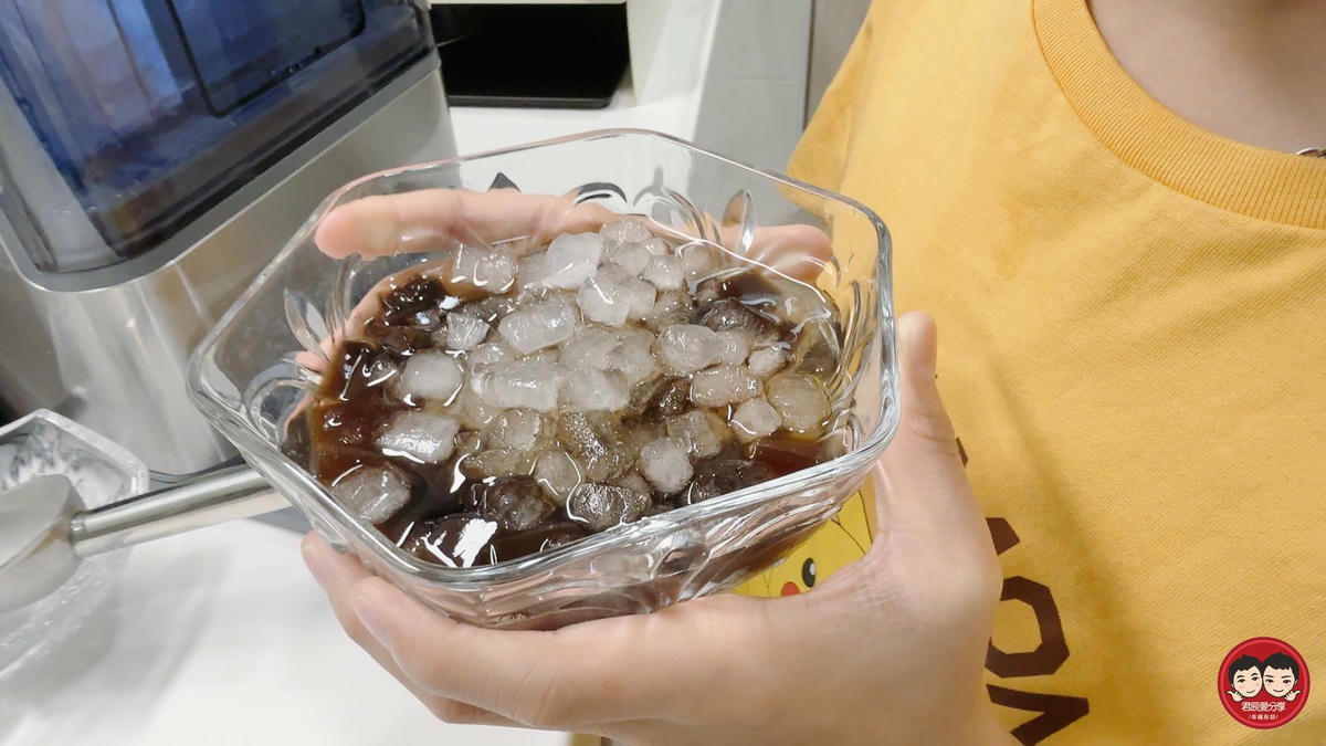 居家快速製冰機推薦｜SANSUI 山水全自動急速製冰機 SIC-NB01 評價，6分鐘快速製冰、UV殺菌更安心，小啵冰打造冰塊自由生活